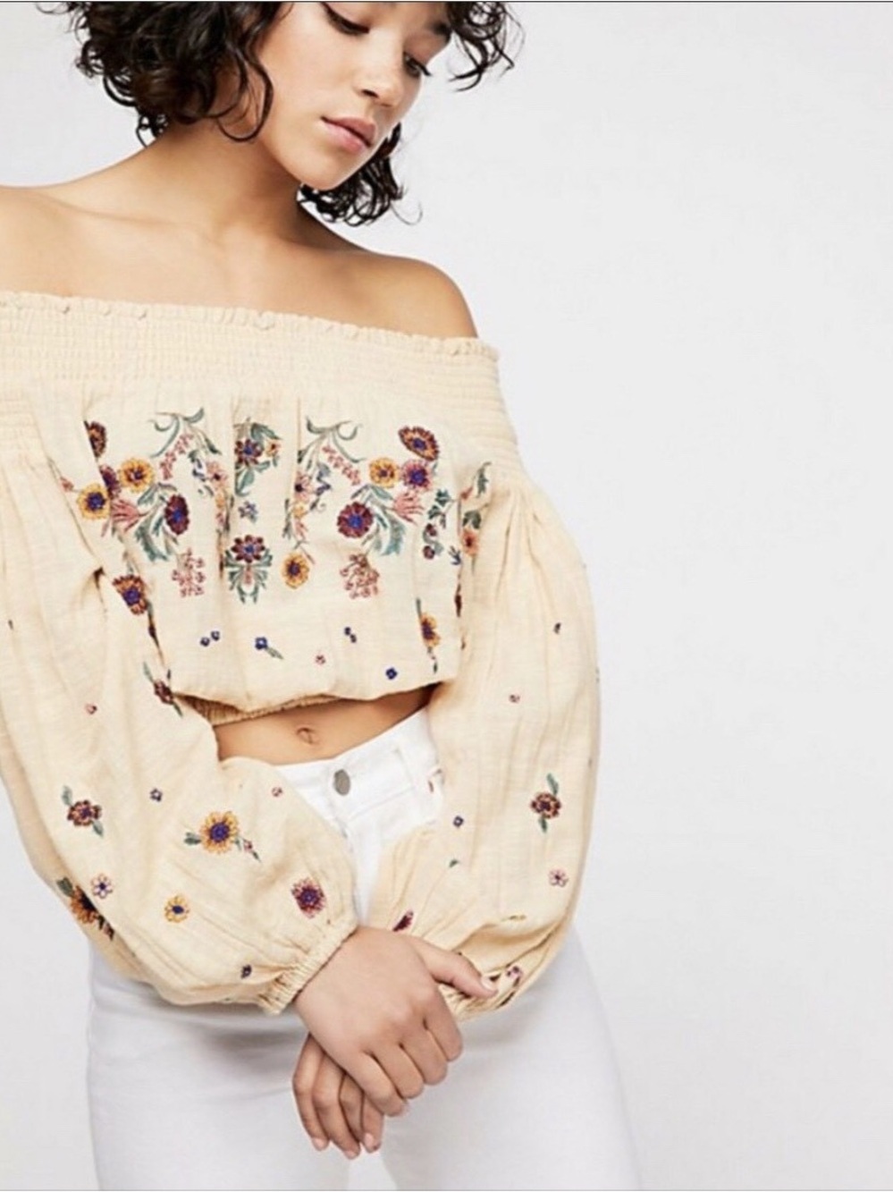 Free People "Saachi " floral embroidered off shoulder Boho top blouse Sz XS